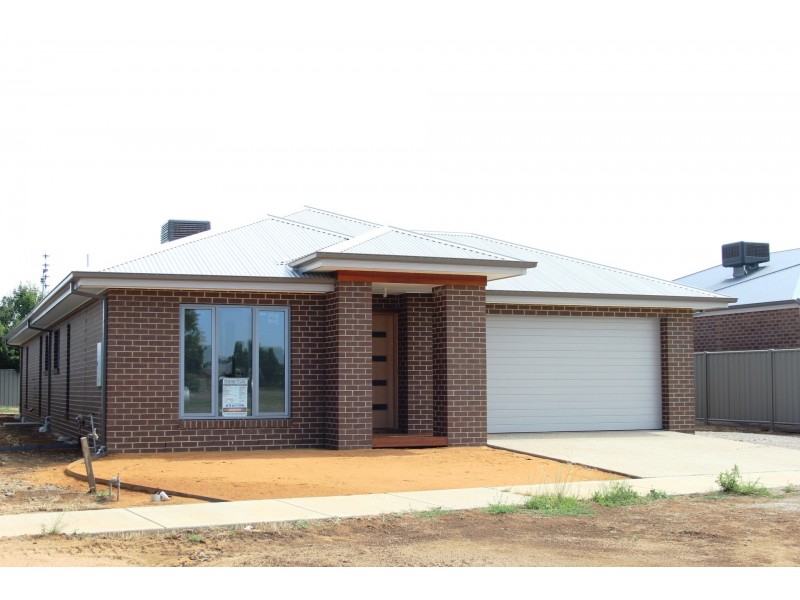 30 Park Avenue, Echuca VIC 3564