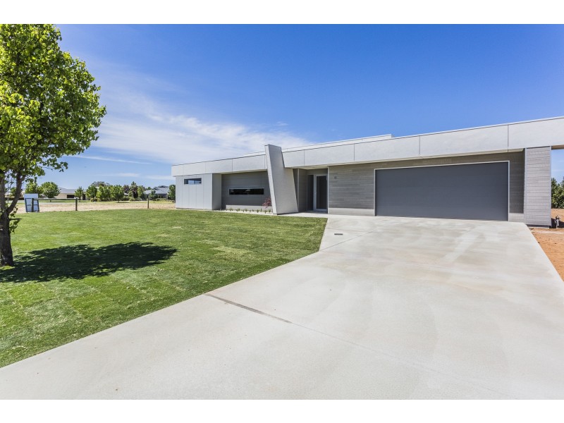 1B Shiraz Court, Moama NSW 2731