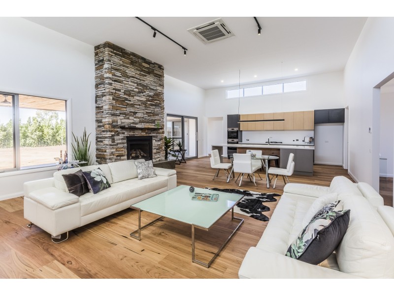 1B Shiraz Court, Moama NSW 2731