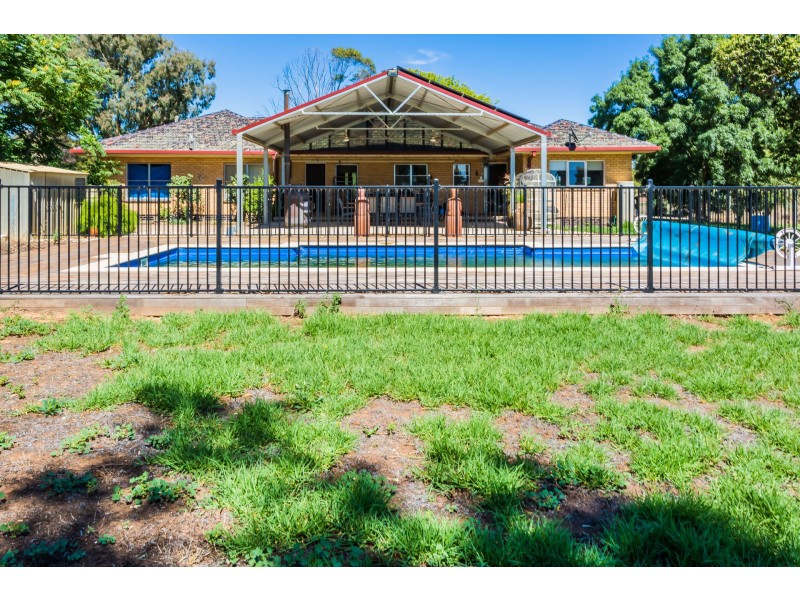1020 Murphy Road, Koyuga VIC 3622