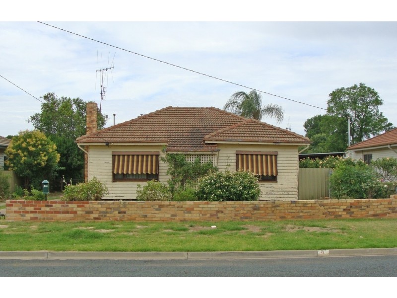 4 Haverfield Street, Echuca VIC 3564