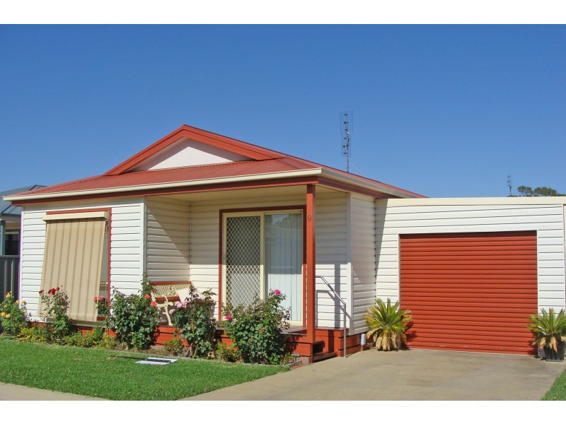 9 Perry Place, Moama NSW 2731