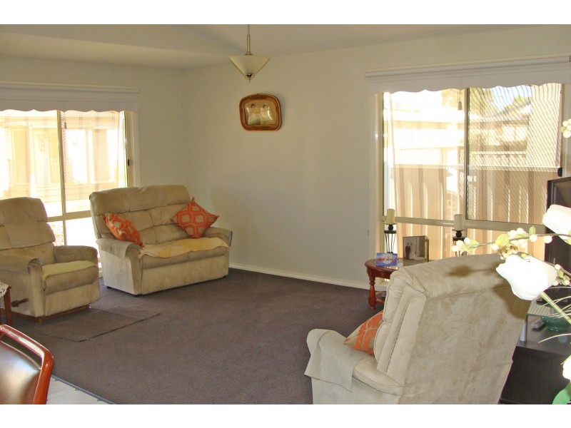 9 Perry Place, Moama NSW 2731