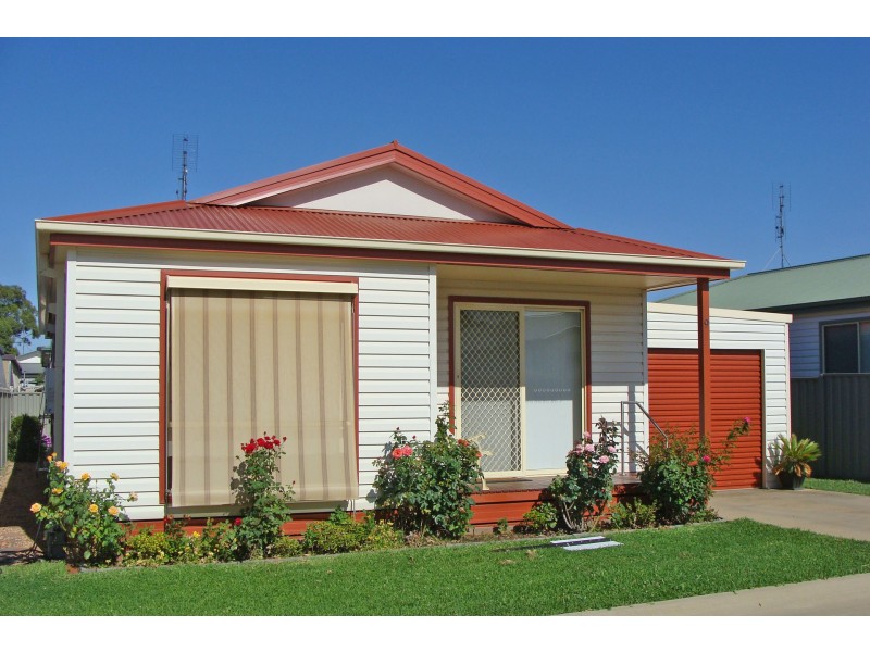 9 Perry Place, Moama NSW 2731