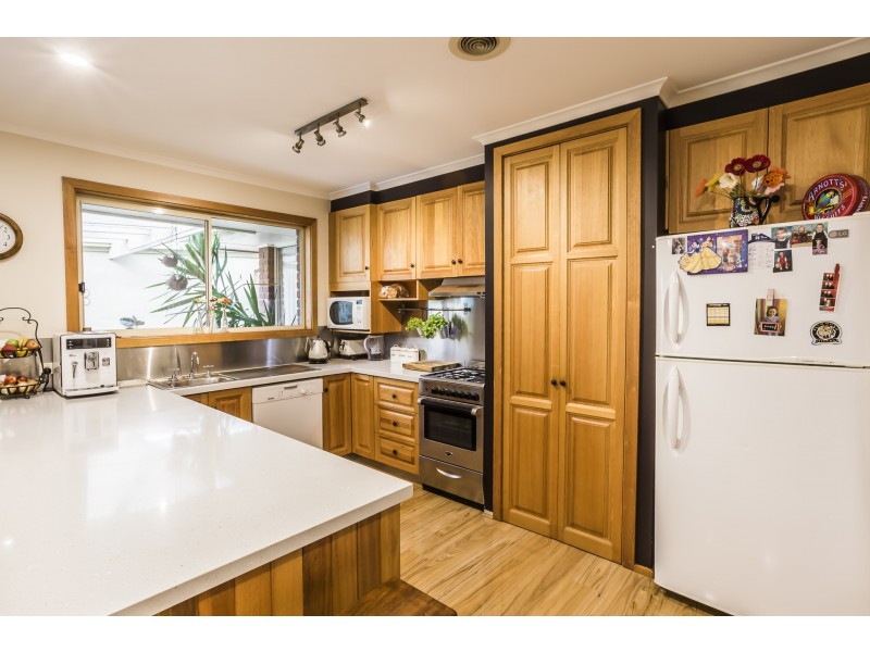 8 Oscar Place, Echuca VIC 3564