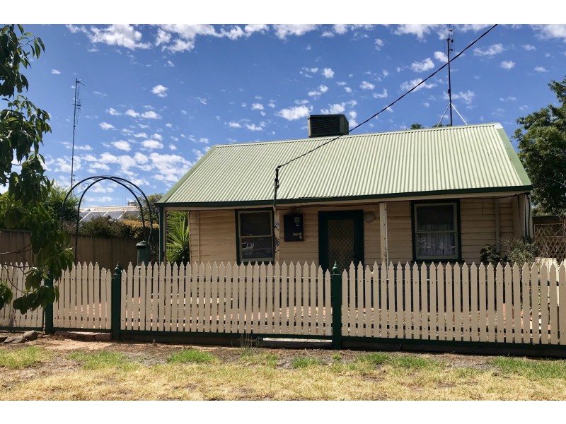 33 Echuca Street, Moama NSW 2731