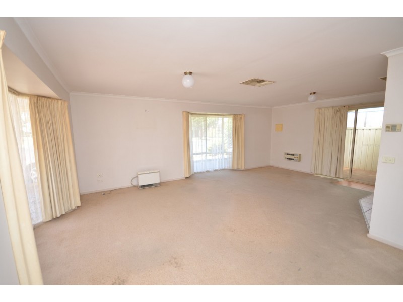 1/52 Lawson Drive, Moama NSW 2731