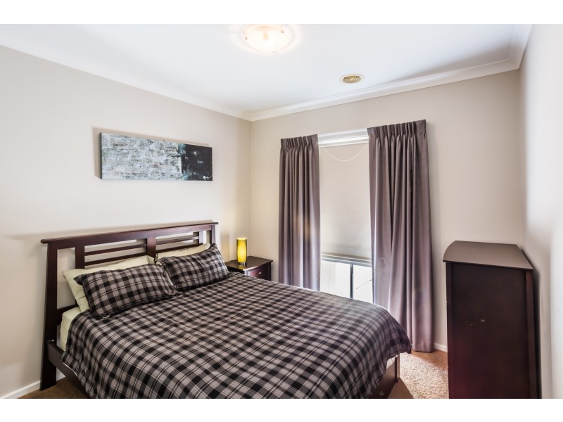 8 Yeovil Court, Echuca VIC 3564