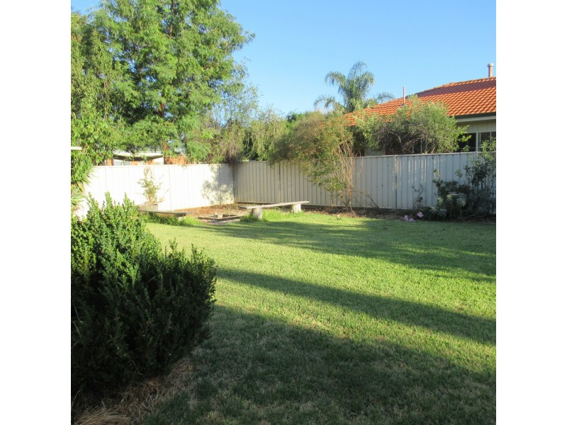 100 Shetland Drive, Moama NSW 2731