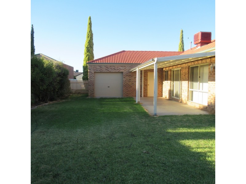 100 Shetland Drive, Moama NSW 2731