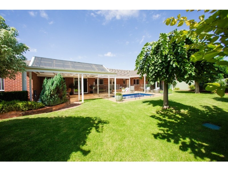 6 Olivia Drive, Moama NSW 2731