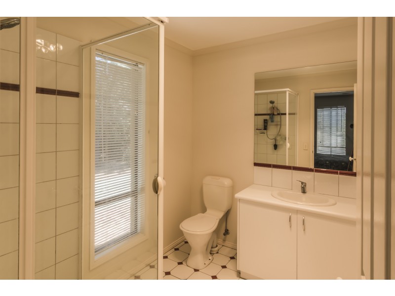 30 Village Court, Echuca VIC 3564