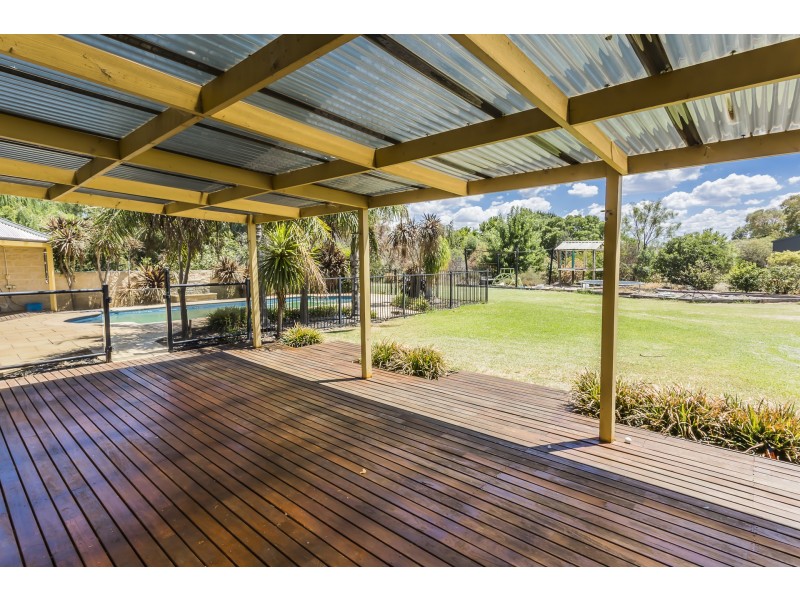 30 Village Court, Echuca VIC 3564