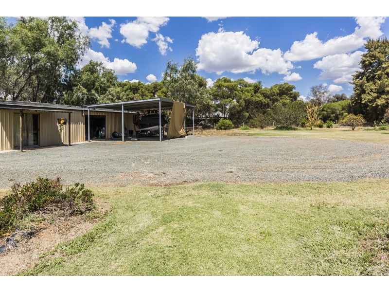 30 Village Court, Echuca VIC 3564