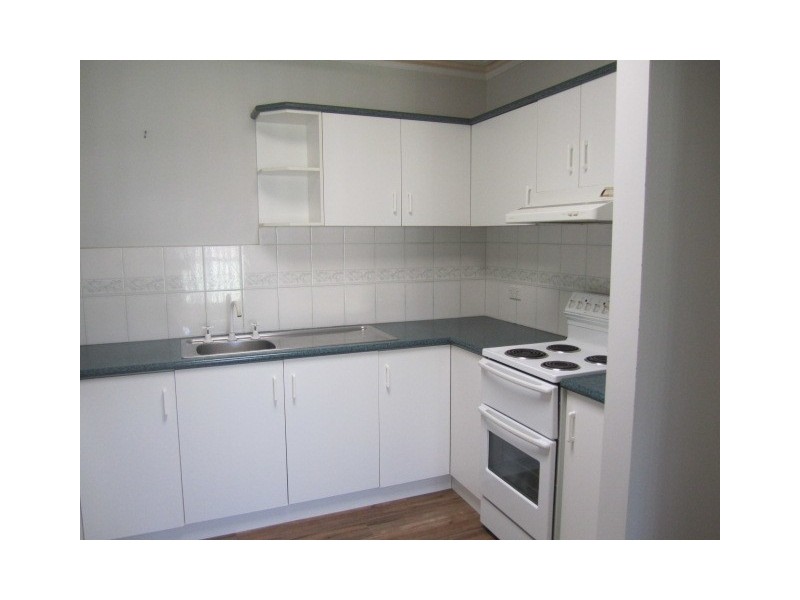 3/245 Eyre Street, Echuca VIC 3564