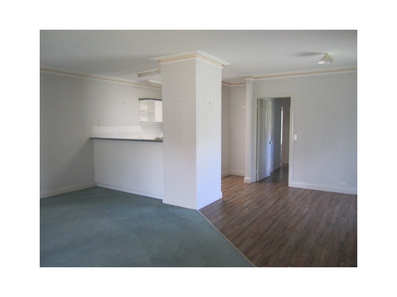 3/245 Eyre Street, Echuca VIC 3564