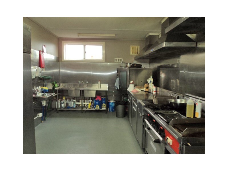 23-25a Livingstone Street, Mathoura NSW 2710