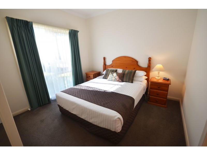 55 Perricoota Road, Moama NSW 2731