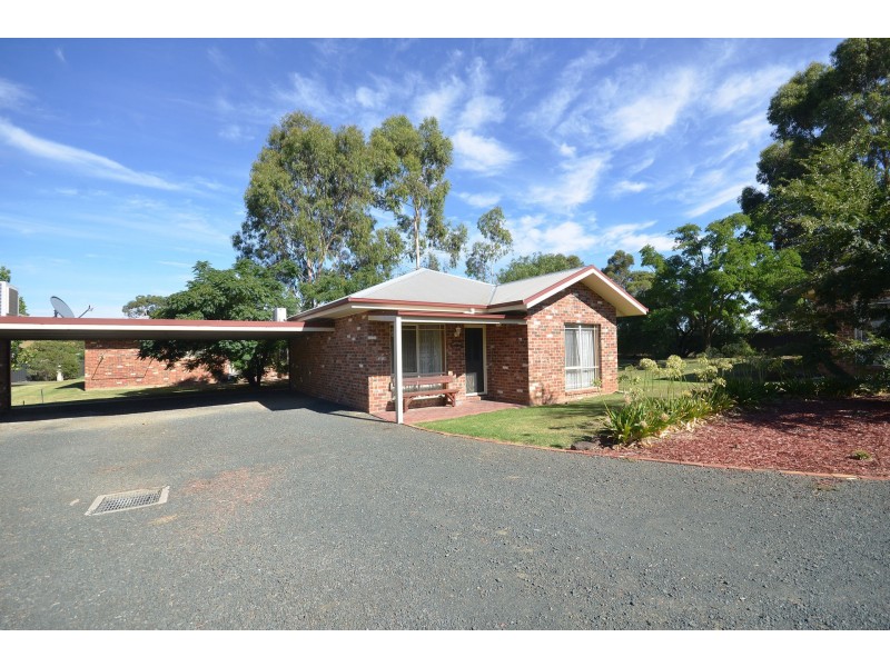 55 Perricoota Road, Moama NSW 2731