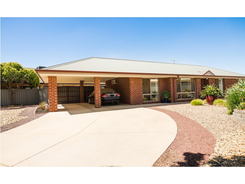 10 Victoria Place, Echuca VIC 3564