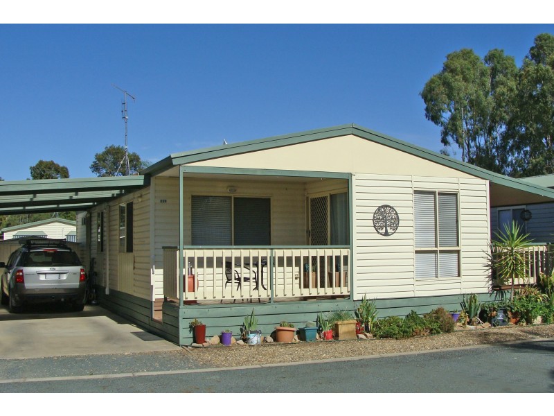 226/75 River Avenue, Echuca VIC 3564
