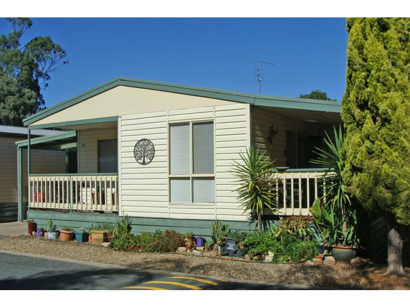 226/75 River Avenue, Echuca VIC 3564