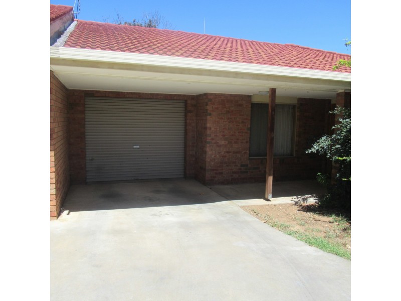 2/31 Hare Street, Echuca VIC 3564