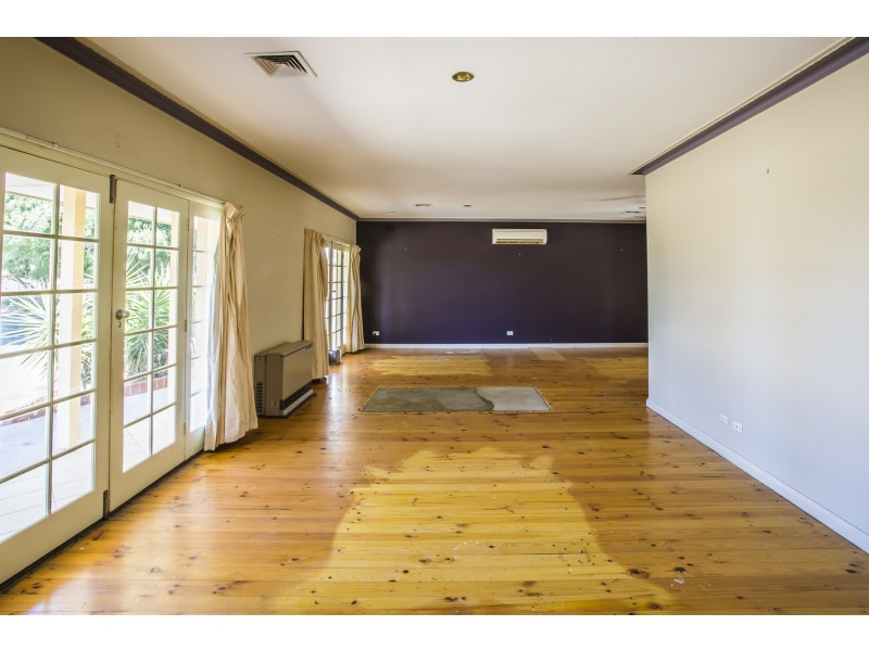 46 Ogilvie Avenue, Echuca VIC 3564