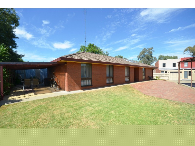 7-11 Warren Street, Echuca VIC 3564