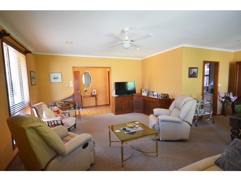 7-11 Warren Street, Echuca VIC 3564