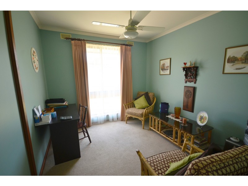 7-11 Warren Street, Echuca VIC 3564