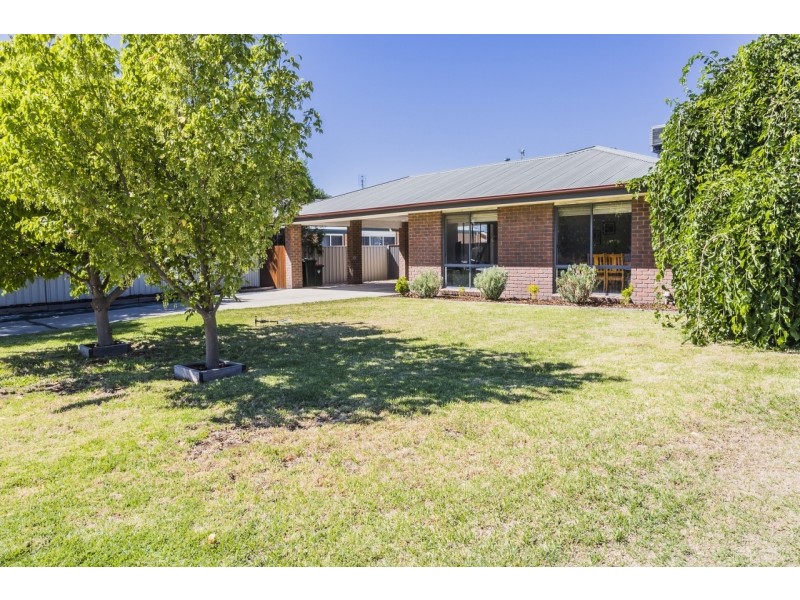 6 Gwyder Court, Echuca VIC 3564