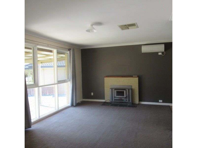 11 Francis Street, Moama NSW 2731