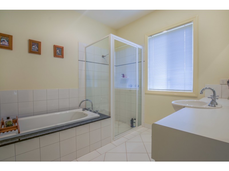 10 Winbi Avenue, Moama NSW 2731