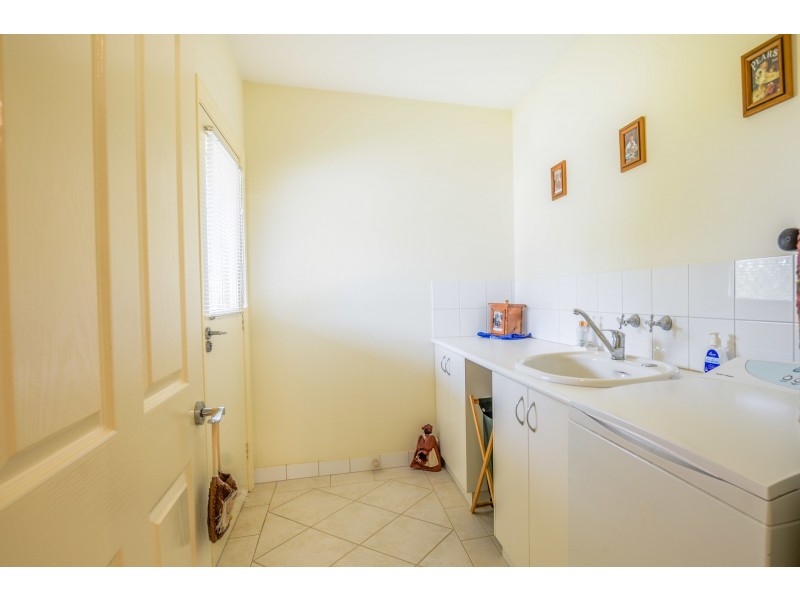 10 Winbi Avenue, Moama NSW 2731