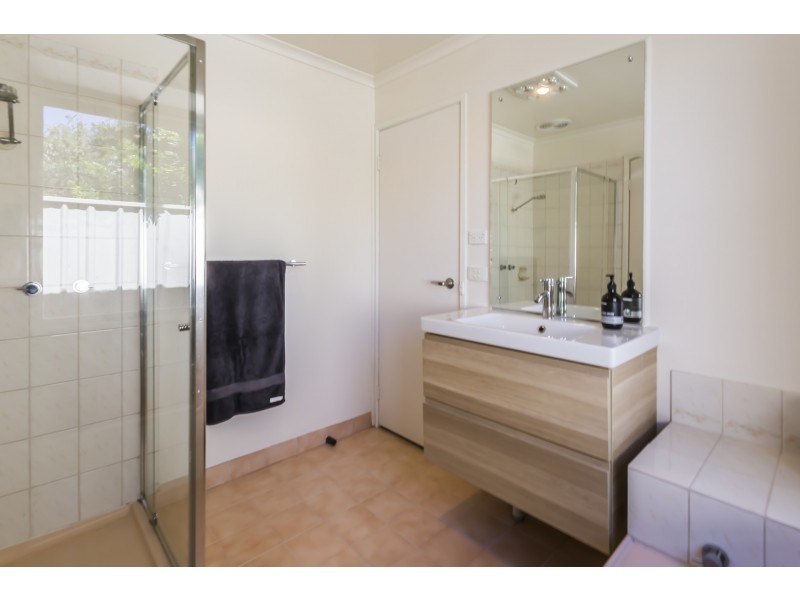 2 Alert Court, Moama NSW 2731