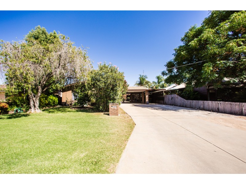 27 Crossen Street, Echuca VIC 3564