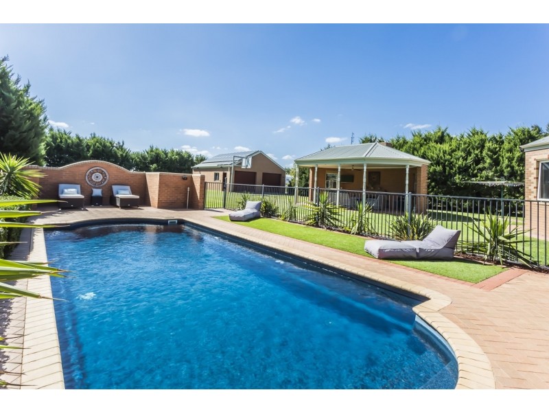 20 River Park Drive, Moama NSW 2731