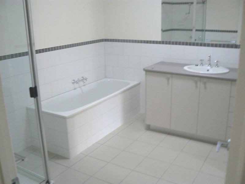 9/142 Bowen Street, Echuca VIC 3564