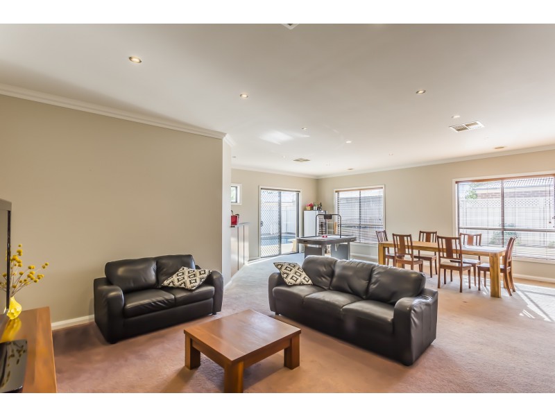 17 Forfar Drive, Moama NSW 2731