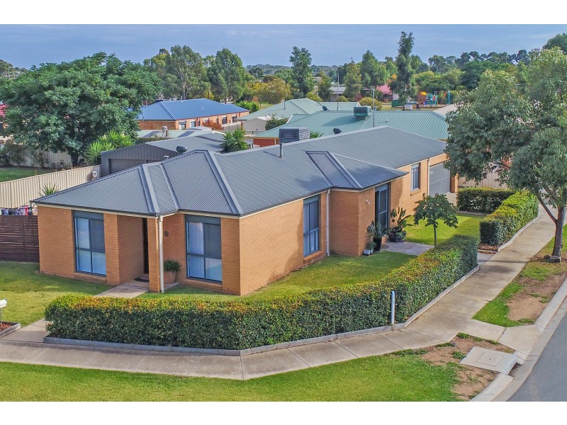 22 Federal Street, Echuca VIC 3564