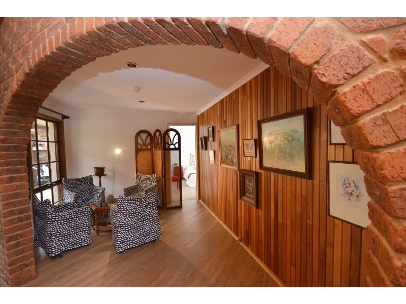 13 Hillview Avenue, Moama NSW 2731