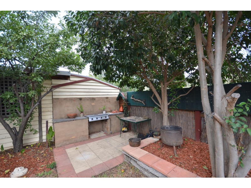 13 Hillview Avenue, Moama NSW 2731