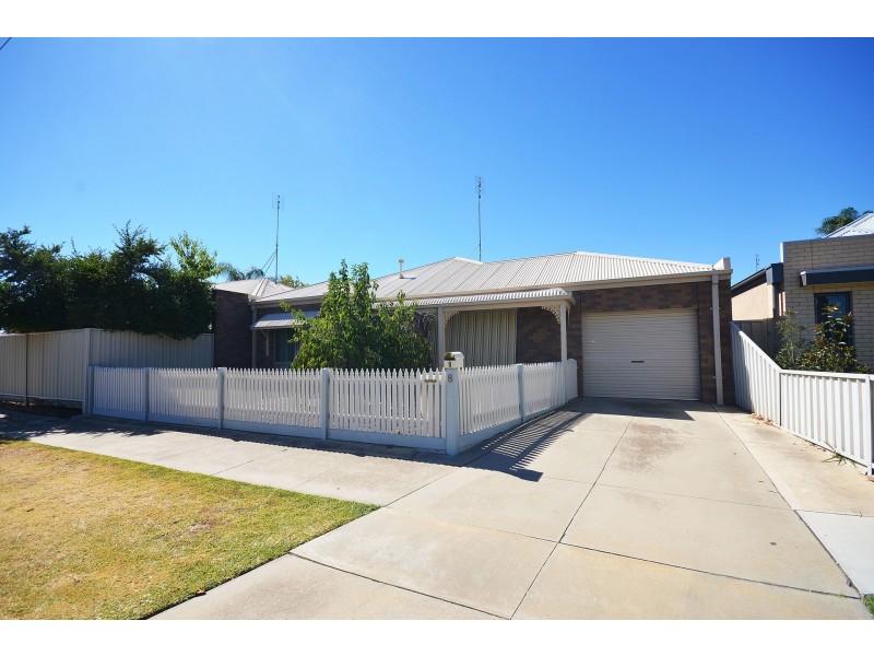 8 Landsborough Street, Echuca VIC 3564