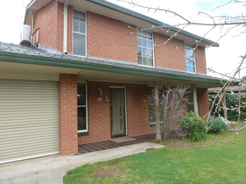 22 Hillview Avenue, Moama NSW 2731