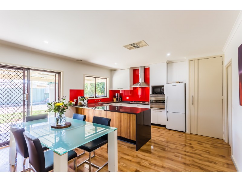 16 Shackell Street, Echuca VIC 3564