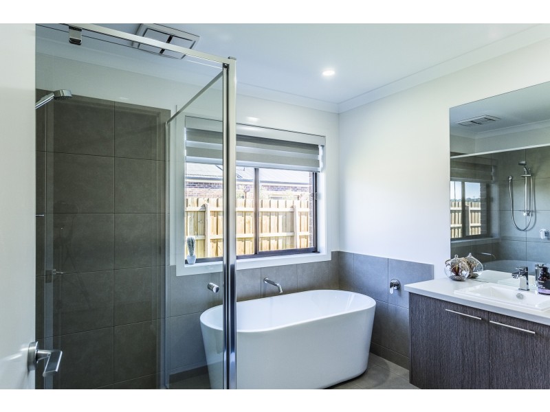 16 Marsanne, Moama NSW 2731