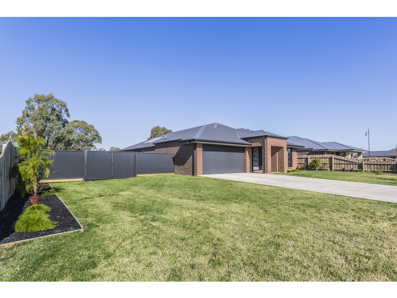16 Marsanne, Moama NSW 2731