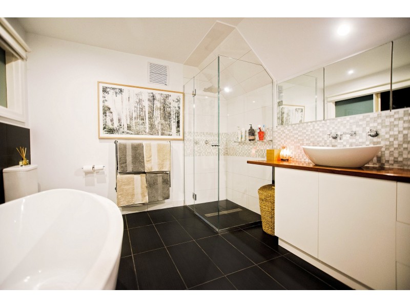 76 Hopwood Street, Echuca VIC 3564