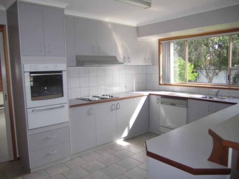 16 Lawson Drive, Moama NSW 2731